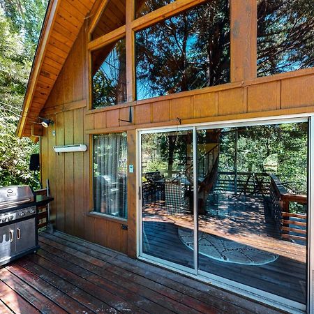 Retro Cabin Lake Arrowhead Exterior photo